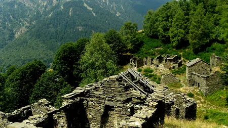 Încă o țară din Europa ar putea oferi case la prețul de un euro bucata