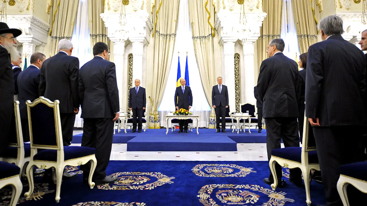 Ministrul Apărării a lipsit de la manifestările dedicate NATO pentru că are vocea 