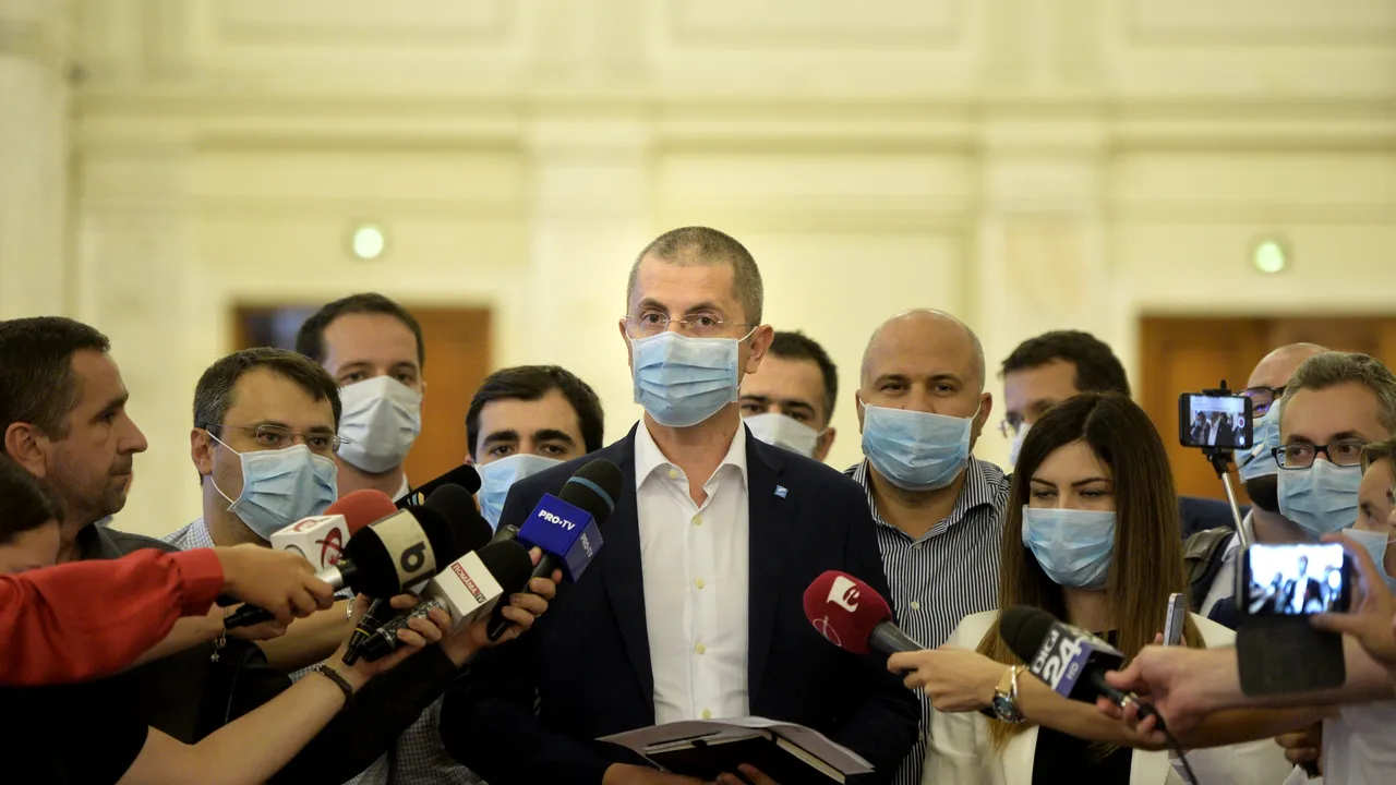 Premiile Caligula 2018. Multinaționalele și ONG-urile mă-sii