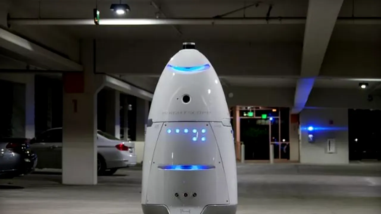 Un robot-paznic a lovit un copil într-un mall din SUA . Ce s-a întâmplat