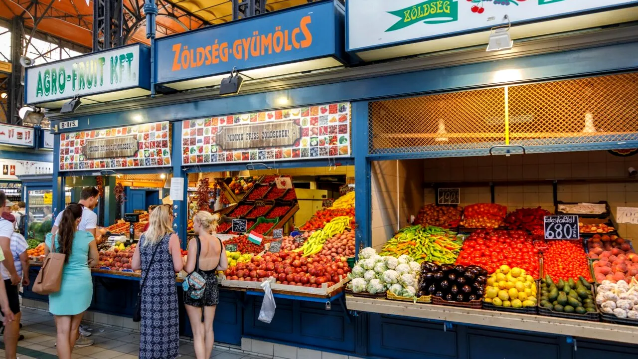 Ungaria vrea să limiteze PROFITUL retailerilor. Viktor Orban: 