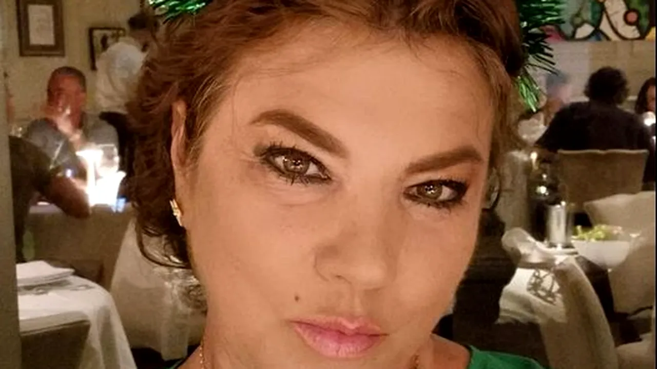 De la ce vârstă MUNCEȘTE Mihaela Borcea și care a fost prima ei afacere. ”Ceva destul de greu pentru o femeie”