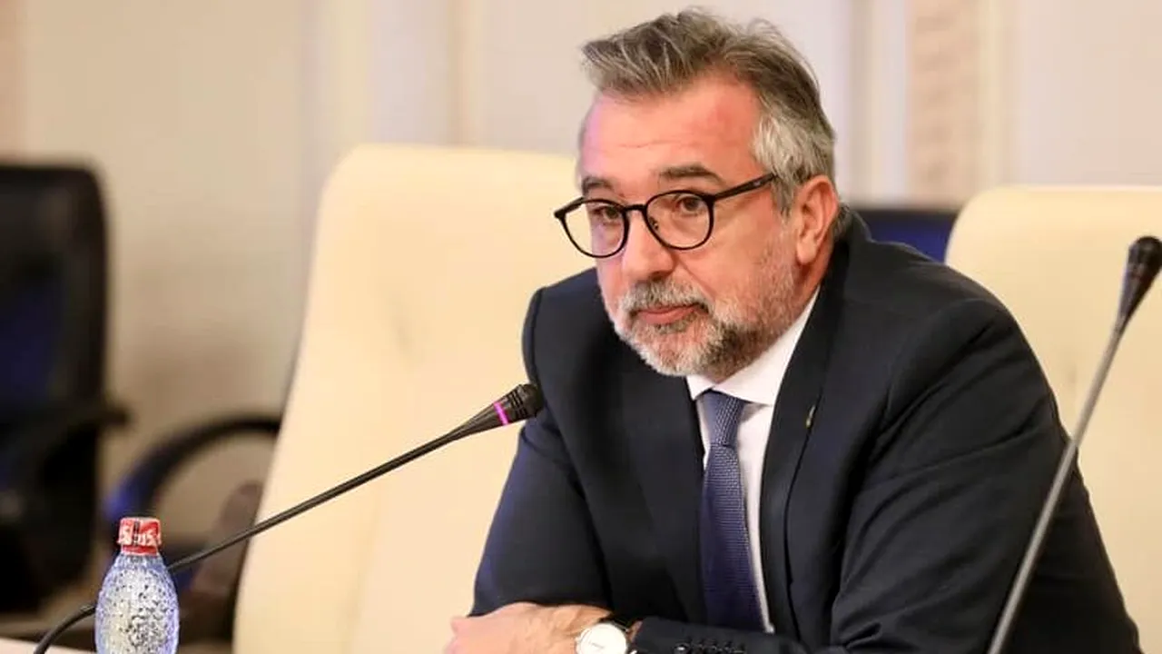 Lucian Romașcanu, ministrul Culturii: Avem lipsă de modele / Elevii ar trebui să meargă obligatoriu la teatru, la operă, la muzeu / După vizită, să facă un eseu despre ce au văzut