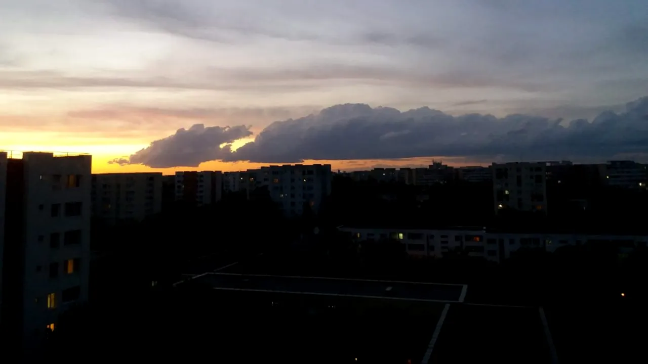 Prognoza meteo, 9 iunie 2021. Vremea va fi caldă, dar în general instabilă după-amiază și seara