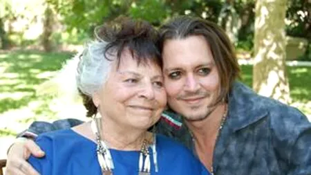 Johnny Depp a devenit parte a națiunii amerindienilor Comanche