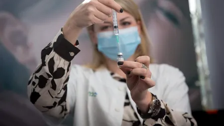 Țara care ocupă primul loc în lume la numărul de vaccinări raportat la populație și ar putea, în curând, să vaccineze între 70-80 de mii de persoane pe zi