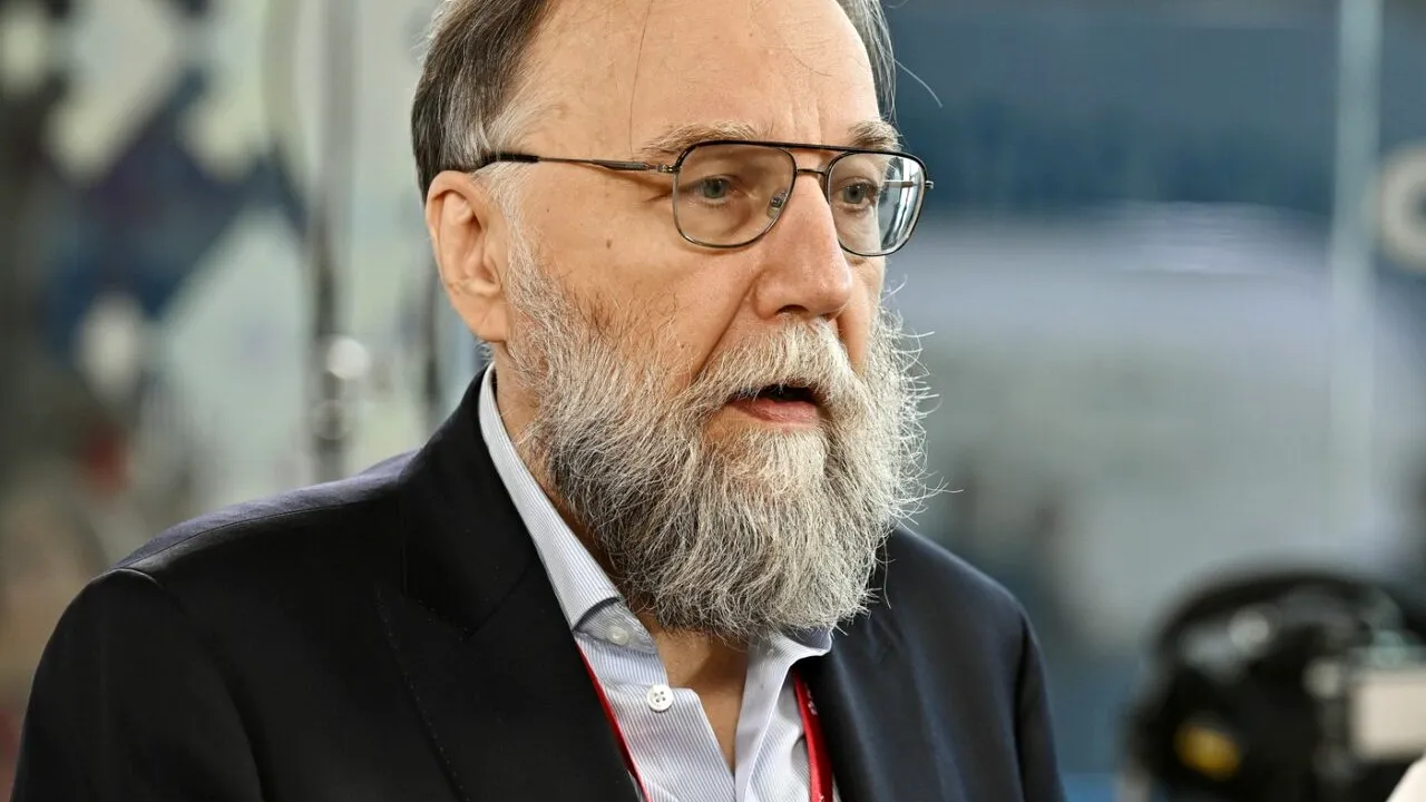 Reacția lui Alexandr Dughin, ideologul lui Putin după ce candidatura lui Călin Georgescu a căzut. România, comparată cu Ucraina