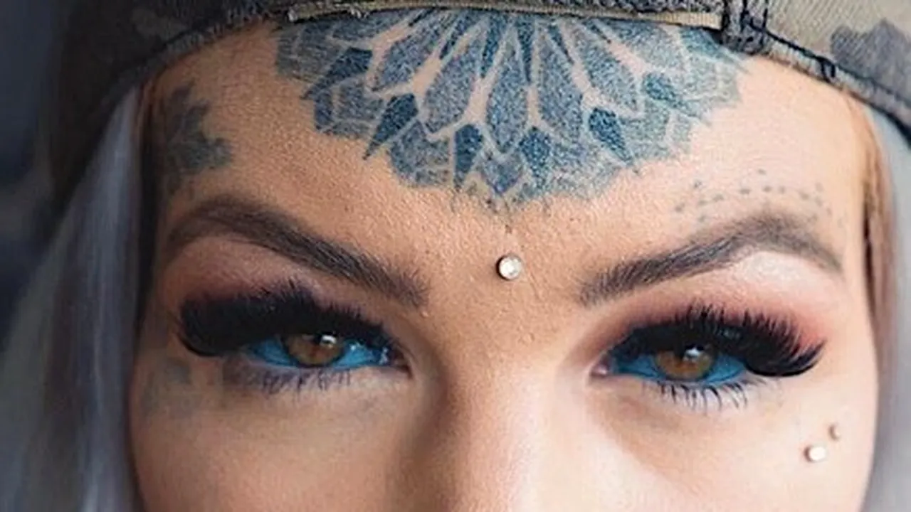 Una dintre cele mai tatuate femei din lume: Cum arată -  FOTO / VIDEO 