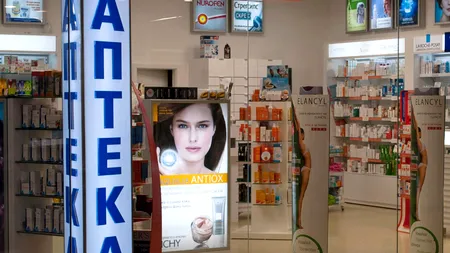 Românii nu mai găsesc medicamente și vaccinuri în țară, așa că le cumpără de la bulgari