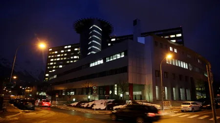 Prințul olandez Johan Friso, prins într-o avalanșă în Alpii austrieci, prezintă 