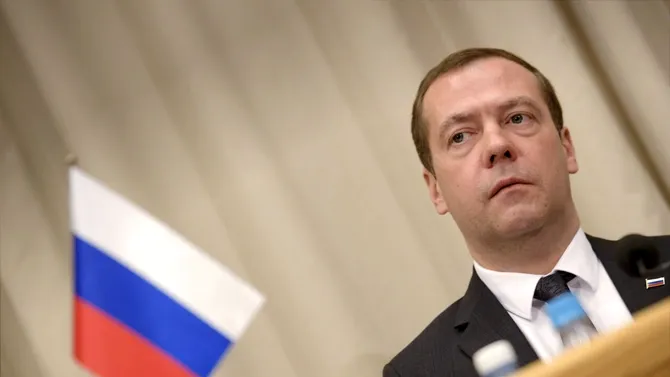 Dmitri Medvedev, reacție furibundă la ultimatumul liderilor europeni pentru Kremlin: „Trebuiau să discute despre pace, în schimb lansează amenințări”