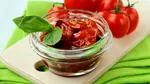 Cum prepari acasă ROȘII uscate în ulei de măsline după rețeta autentică italiană. Secretul bucătarilor pentru o gustare cu aromă intensă