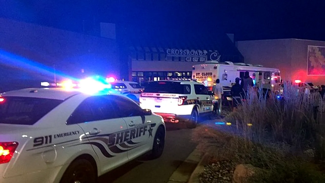 Atacul din mallul din SUA, în care opt persoane au fost rănite și agresorul împușcat, revendicat de ISIS