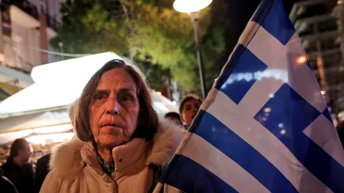 Grecii au obosit să mai spere. Deziluzionați, acum mai așteaptă un singur lucru de la alegerile de duminică