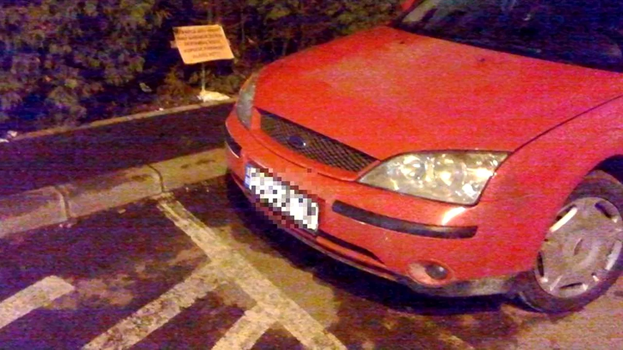 FOTO: Mesajul justițiar postat de acest clujean lângă locul său de parcare