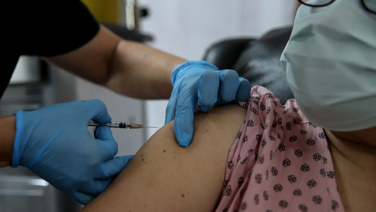 Ce spune Călin Alexandru, directorul DSU, despre posibilitatea de a alege între vaccinurile Moderna sau Pfizer/BioNTech