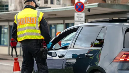 Motivul ciudat pentru care un român a fost amendat cu 600€, la intrarea în Germania. Ce au văzut vameșii pe bancheta din spate a mașinii