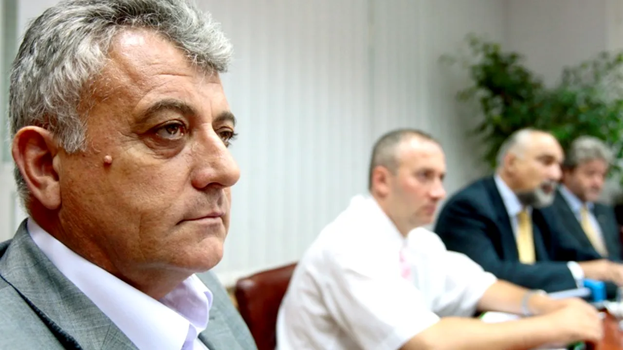 Fostul director al Hidroelectrica Traian Oprea a fost concediat, alături de alți 300 de salariați