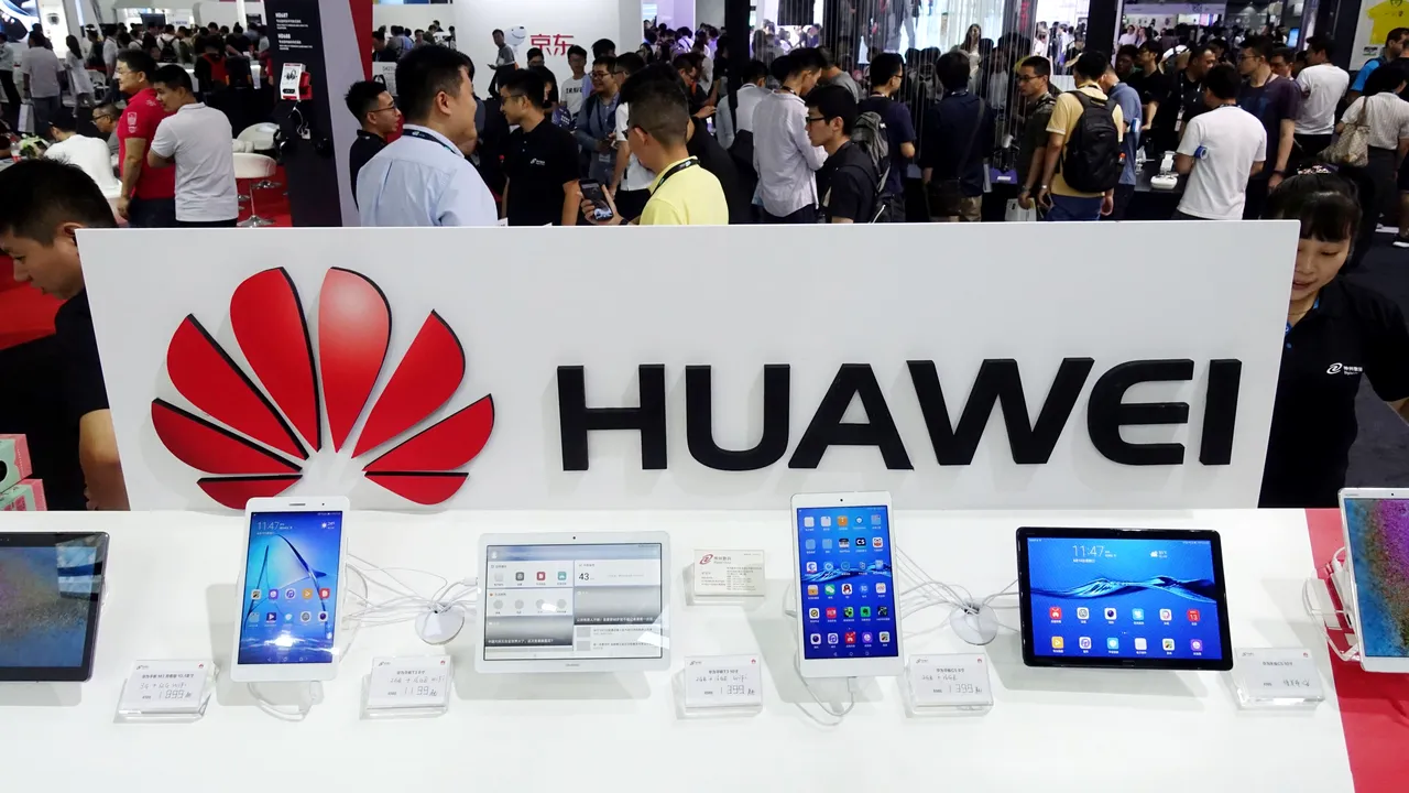 Chinezii de la HUAWEI au depășit APPLE în topul vânzărilor de telefoane