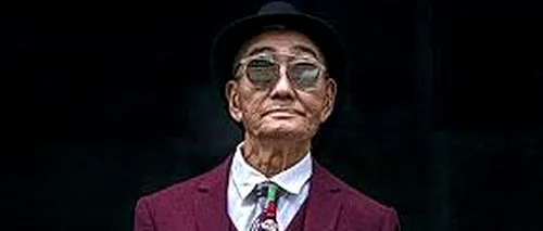 Toată lumea a încercat să afle vârsta acestui bărbat din China. În ce ipostaze a fost fotografiat
