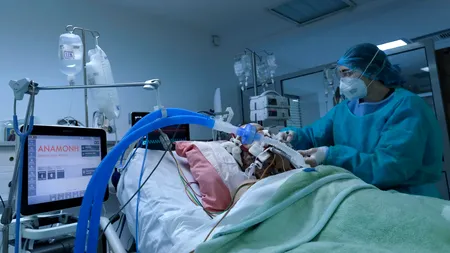 Doi pacienți sub 30 de ani au murit din cauza COVID-19 în ultimele 24 de ore. Ambii erau nevaccinați