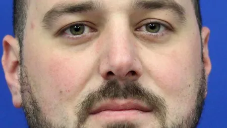 Încă un parlamentar anunță că a renunțat la pensia specială la notar