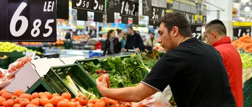 Percheziții la firme care distribuiau legume și fructe în hipermarketuri, suspectate de evaziune de 1,3 milioane de euro