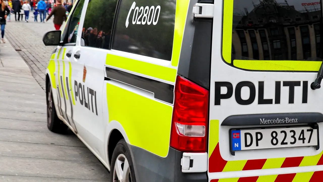Românul din Norvegia care și-a ucis iubita și a provocat un accident grav pe o autostradă s-a sinucis în închisoare