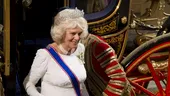 Pentru ea a lăsat-o Charles pe Prințesa Diana. Cum arăta în tinerețe Camilla Parker Bowles, noua Regină consoartă a Marii Britanii – GALERIE FOTO