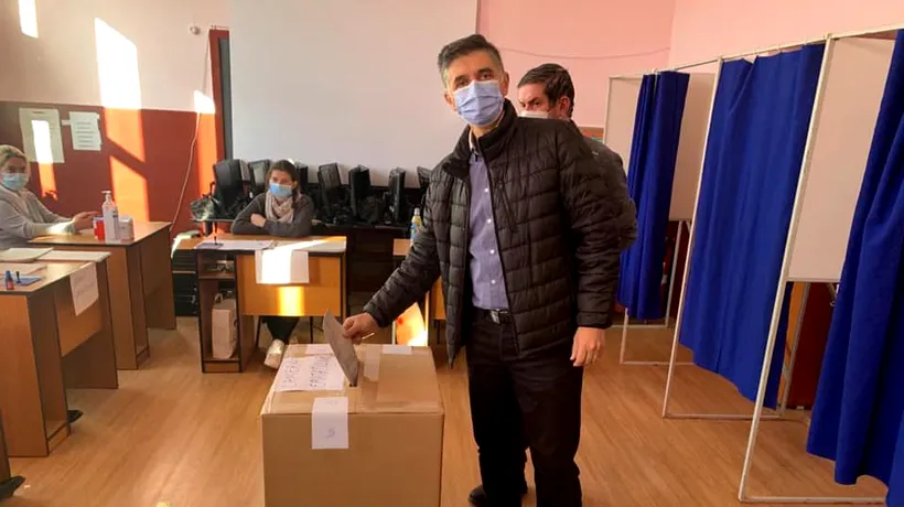 Dezamăgire în familia prezidențială. Câte voturi a obținut în Sibiu finul lui Iohannis, controversatul Marius Vecerdea