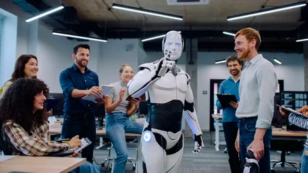 Nașul AI crede că „încercările oamenilor de a menține roboții supuși” vor eșua, dar propune o soluție pentru prevenirea dispariției speciei umane