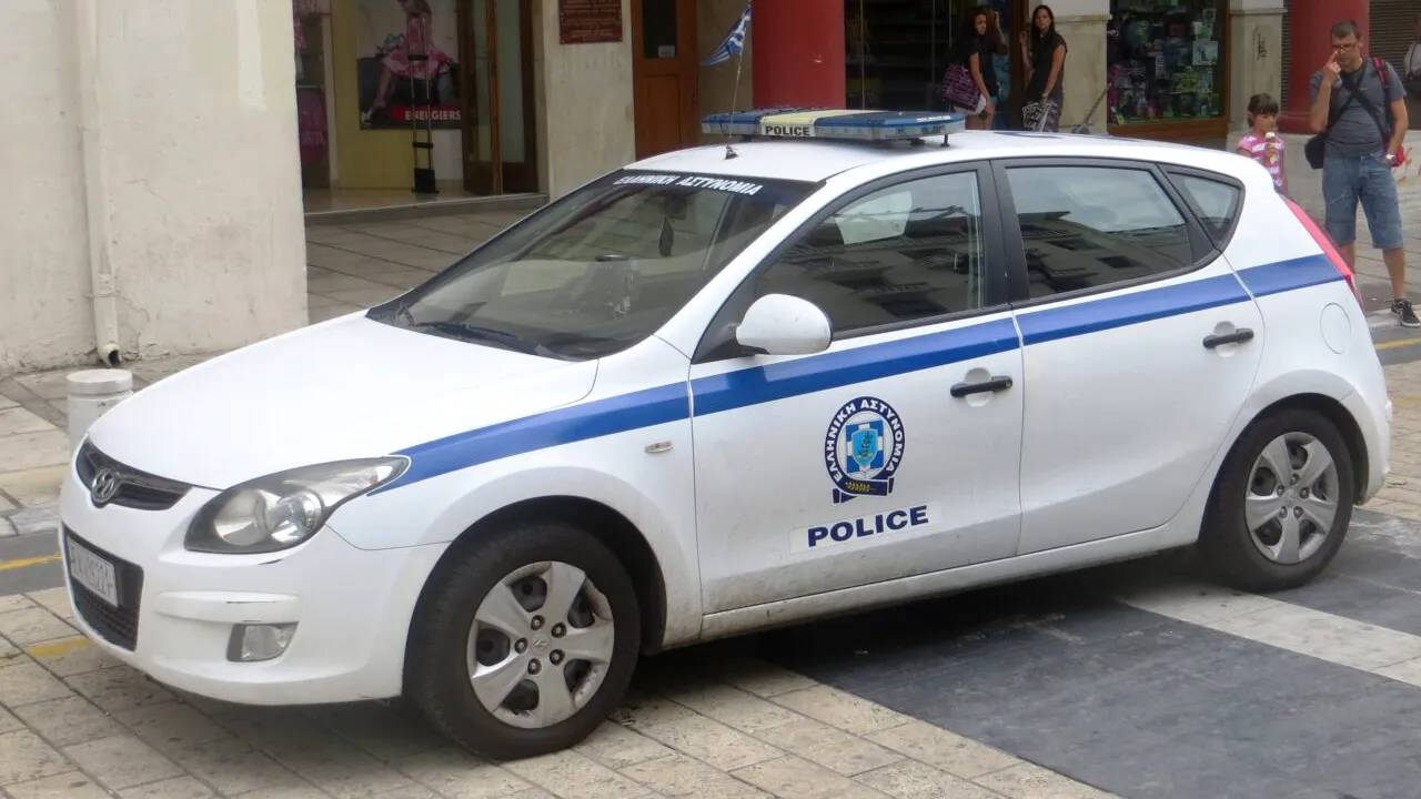ATAC armat în Atena, patru persoane au murit!