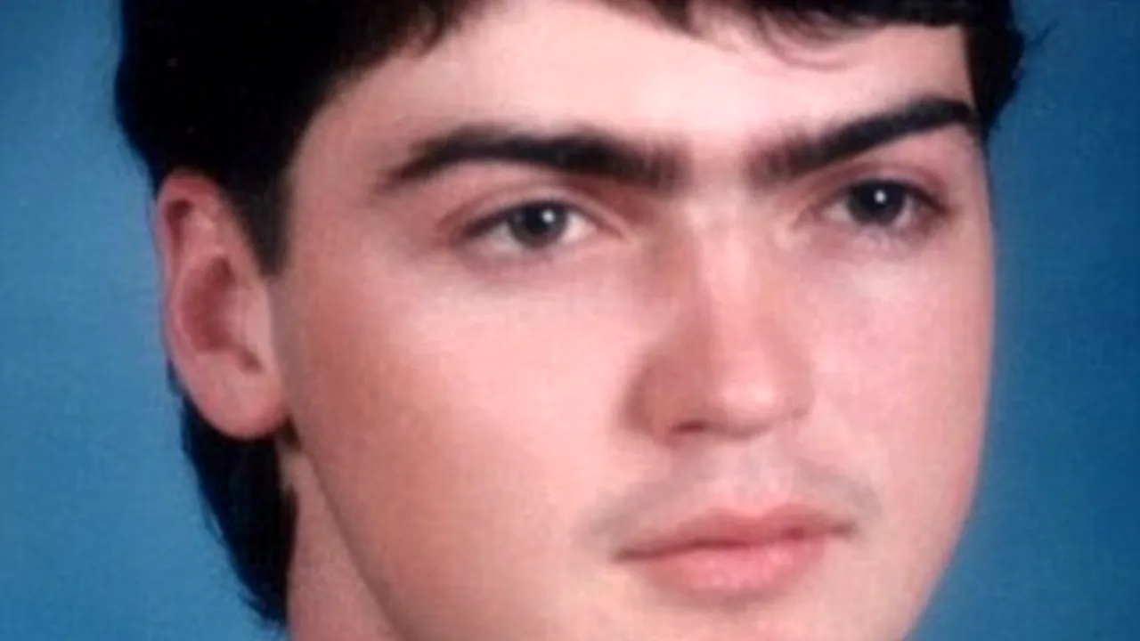 Cum arată bărbatul care a suferit cel mai dramatic TRANSPLANT DE FAȚĂ. 