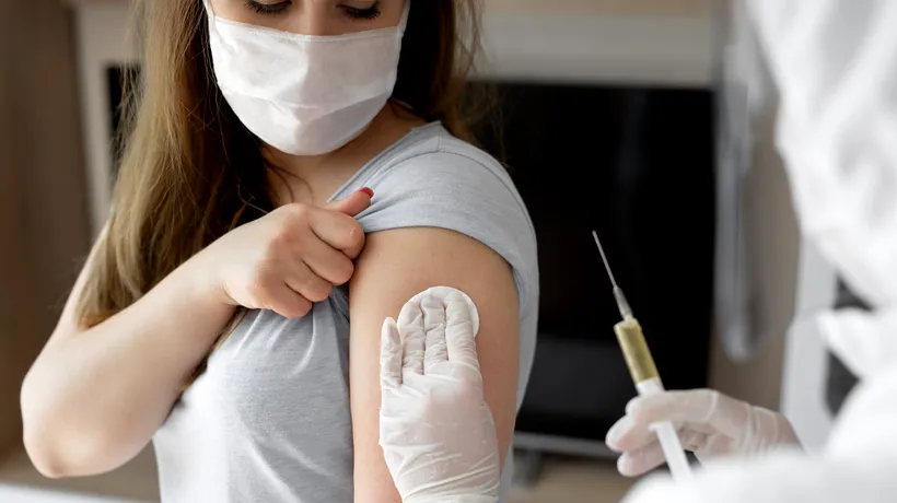 Partidul AUR: Nu suntem împotriva vaccinării, ci doar împotriva obligativității acesteia