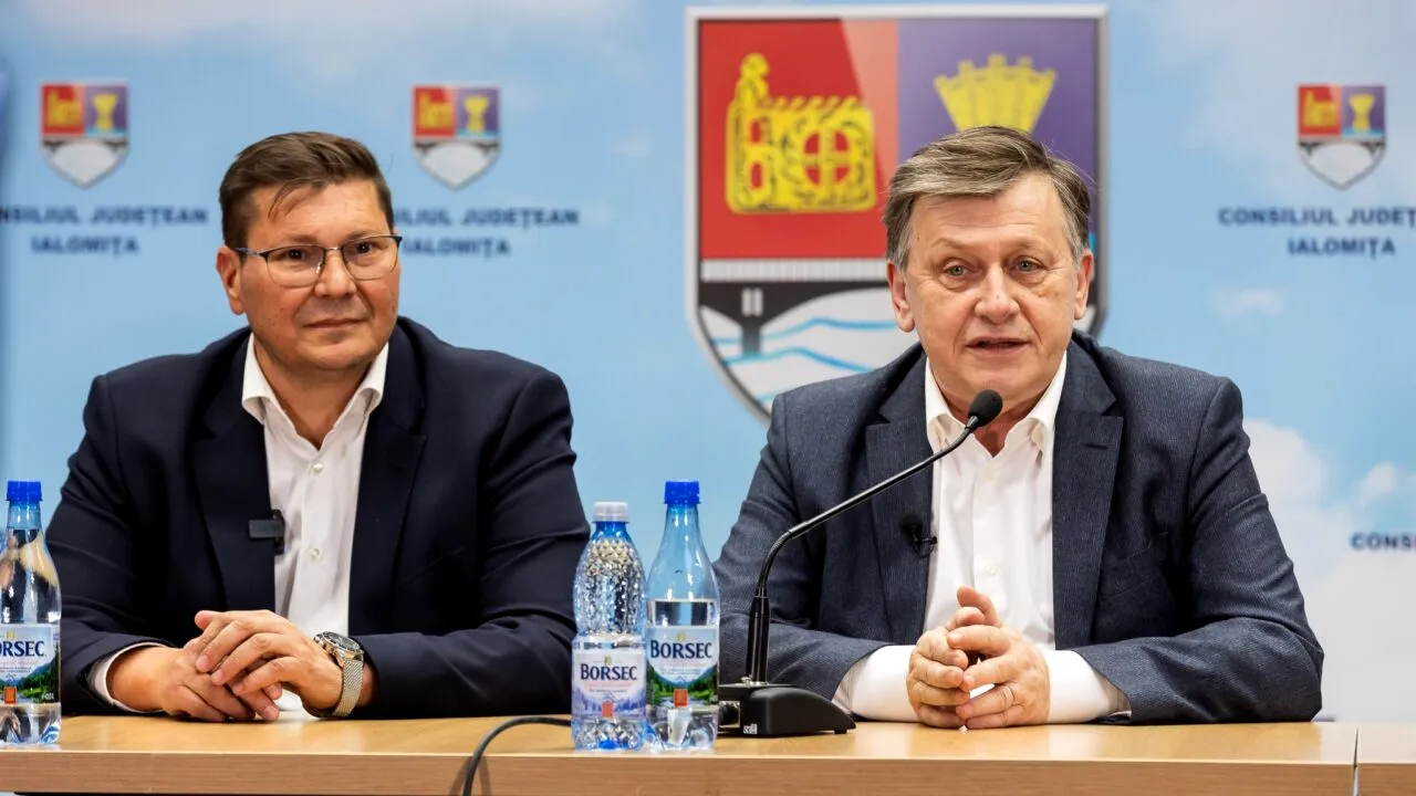 Crin Antonescu, la Ialomiţa: Doar împreună, PNL-ist, PSD-ist, patron de chioşc sau medic, putem să facem faţă PERICOLULUI real