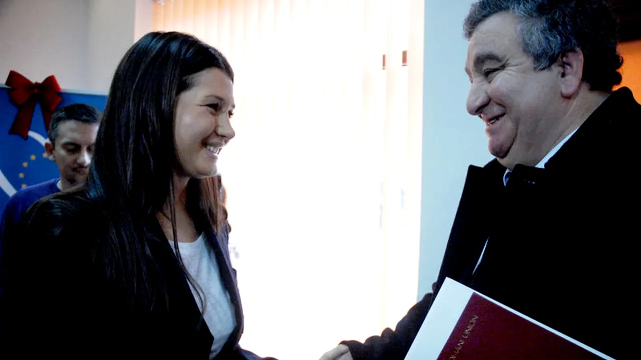 Eba îi răspunde premierului: 