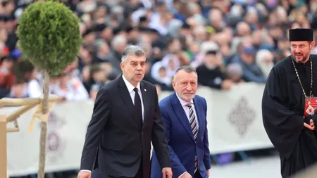 Ce mesaje au transmis Sorin Grindeanu și Marcel Ciolacu după slujba de la Catedrala Națională. Actualul și fostul șef al PSD au venit separat