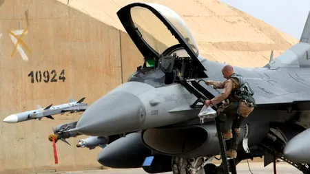 Forțele aeriene irakiene au lansat primele atacuri cu avioane F-16 împotriva ISIS
