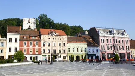 Cât costă să te muți cu chirie Brașov. Unele locuințe fac concurență Clujului la prețul de 1000 de euro pe lună