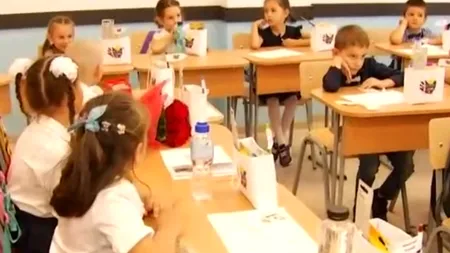 Lupta pentru locuri la clasa pregătitoare: părinții plătesc sume uriașe pentru vize de flotant