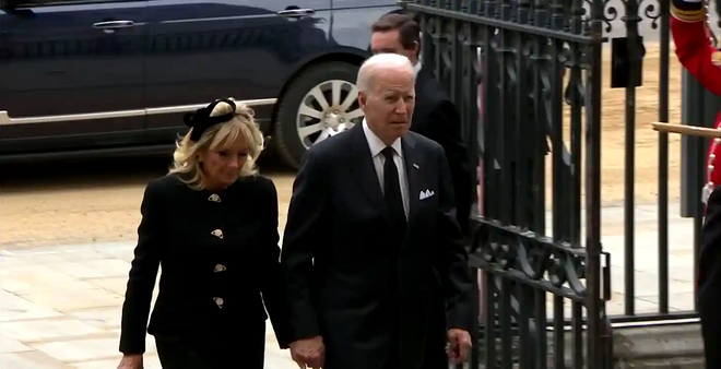 Joe Biden, la funeraliile reginei / Sursa foto: Sky News