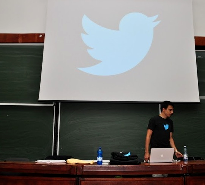 Cristian Strat le-a explicat studenților ce înseamnă să lucrezi la Twitter