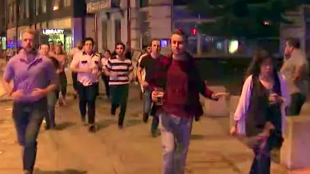 Britanicul care nu a dorit să lase halba cu bere din mână nici când fugea din calea teroriștilor. VIDEO 