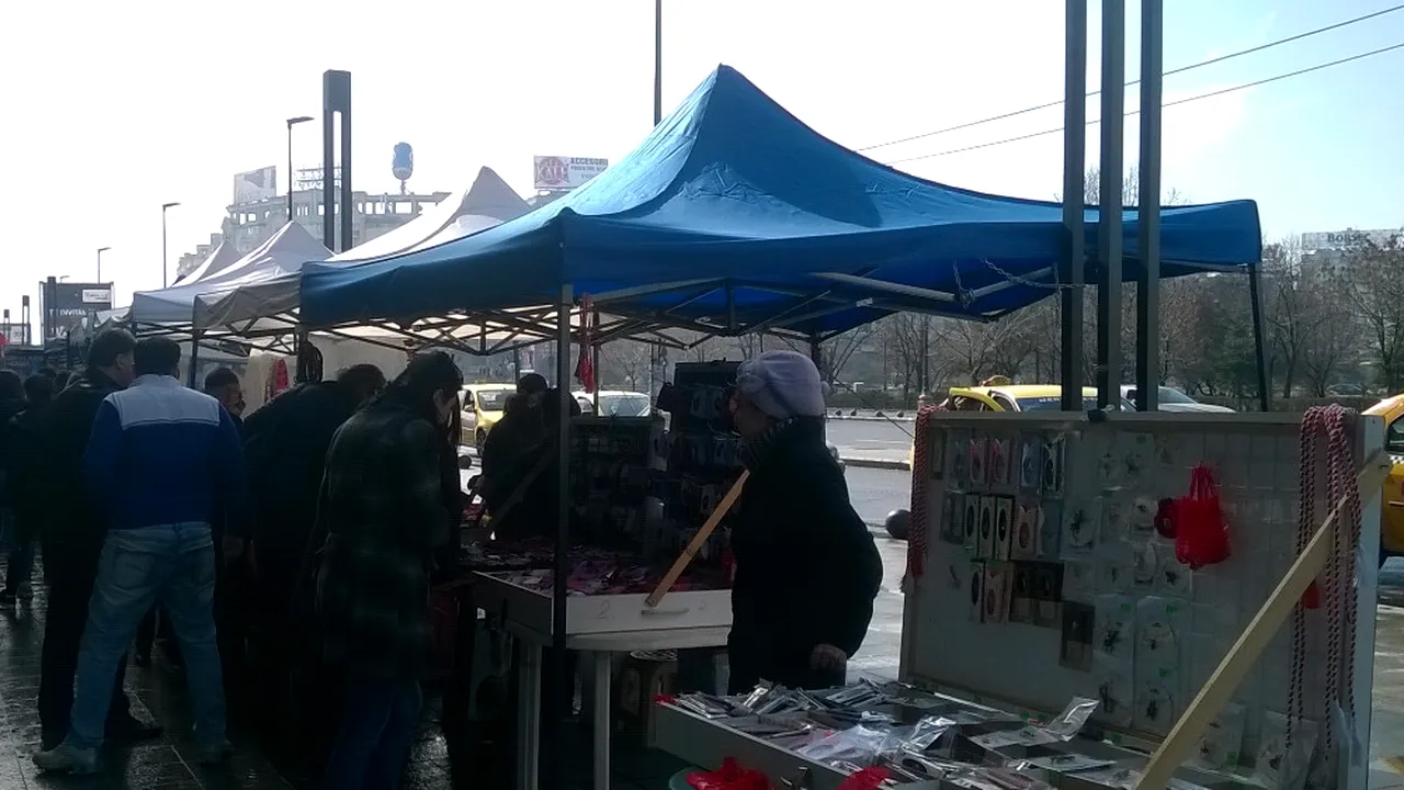 Mărțișoarele clasice, tot mai puțin căutate. Ce dăruiesc românii în luna martie