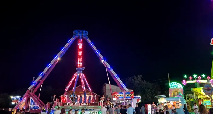 Parcul de distracții din Costinești, închis temporar de Protecția Consumatorilor. Ce au descoperit comisarii și de ce prezenta un risc pentru turiști