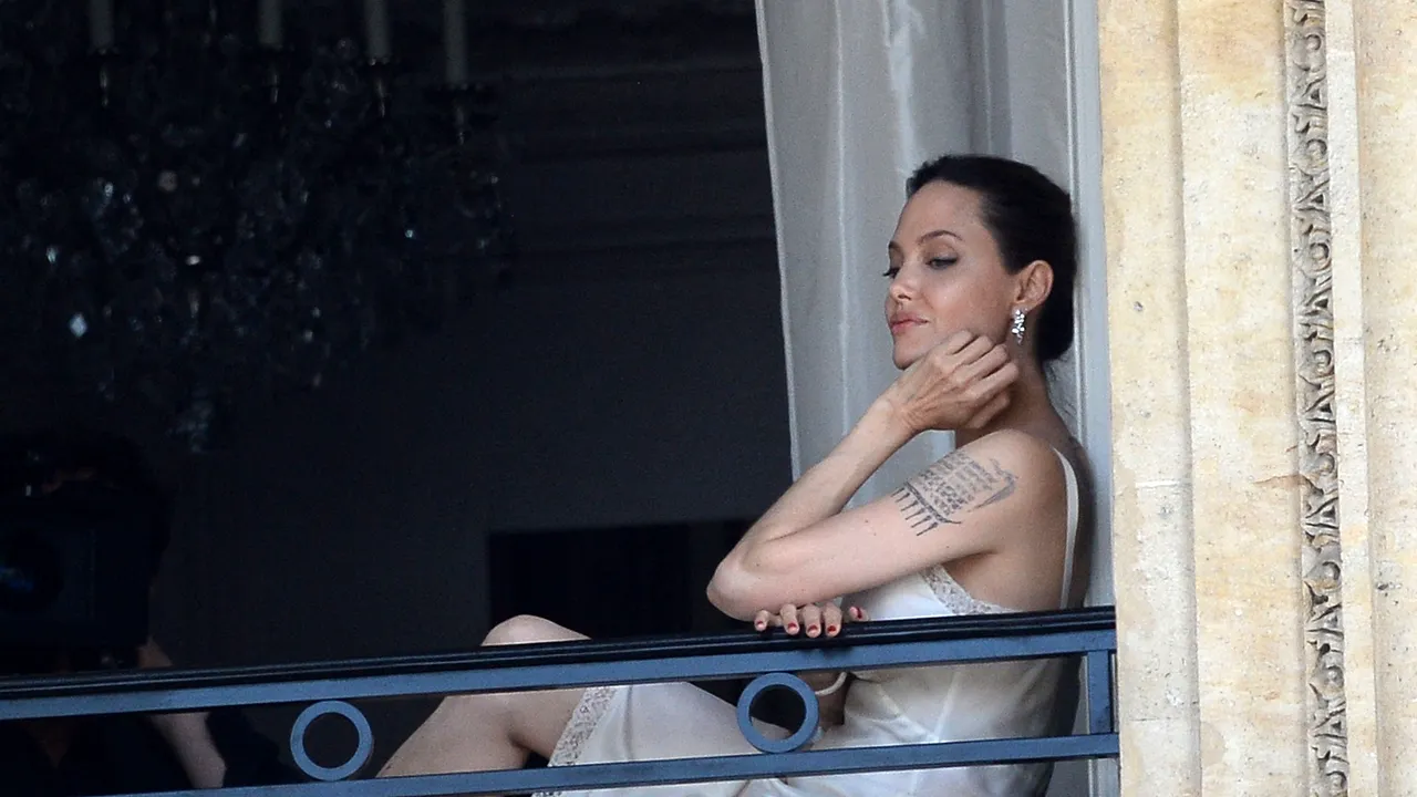 Actrița Angelina Jolie realizează un program dedicat copiilor, pentru BBC