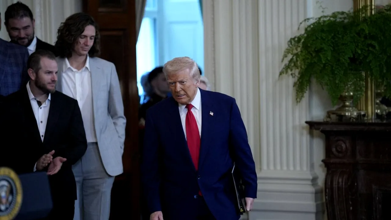 Trump somează China să renunțe la riposta contra SUA, amenințând cu noi taxe