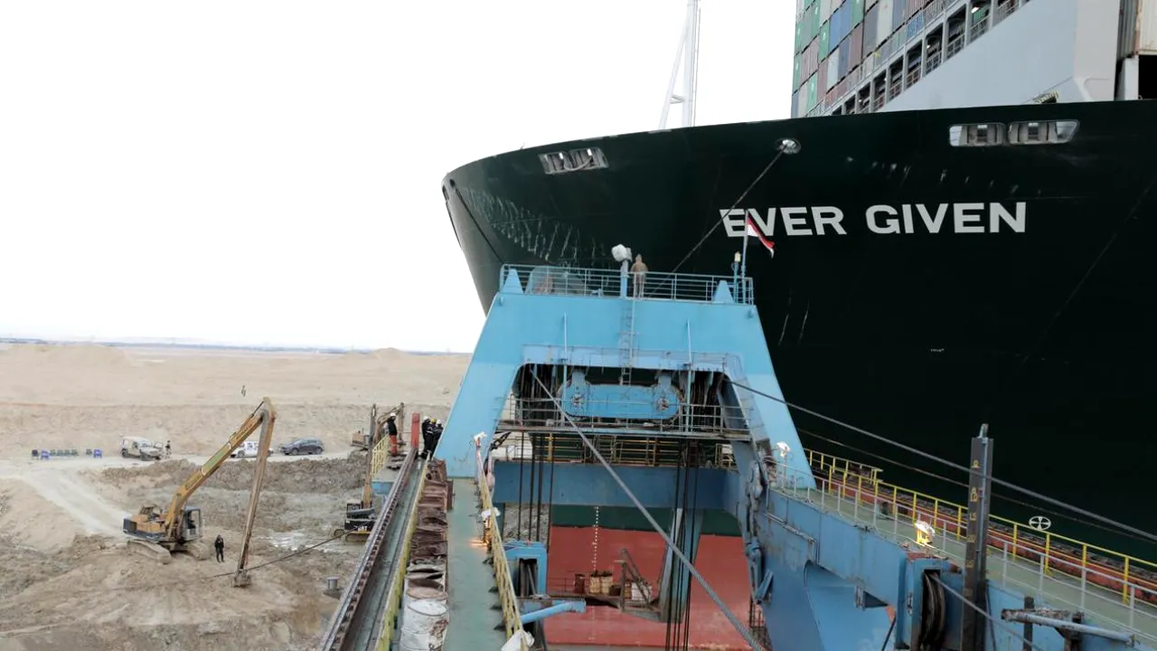 Nava Ever Given va fi eliberată la trei luni după ce a blocat Canalul Suez. Ce despăgubiri solicită Egiptul