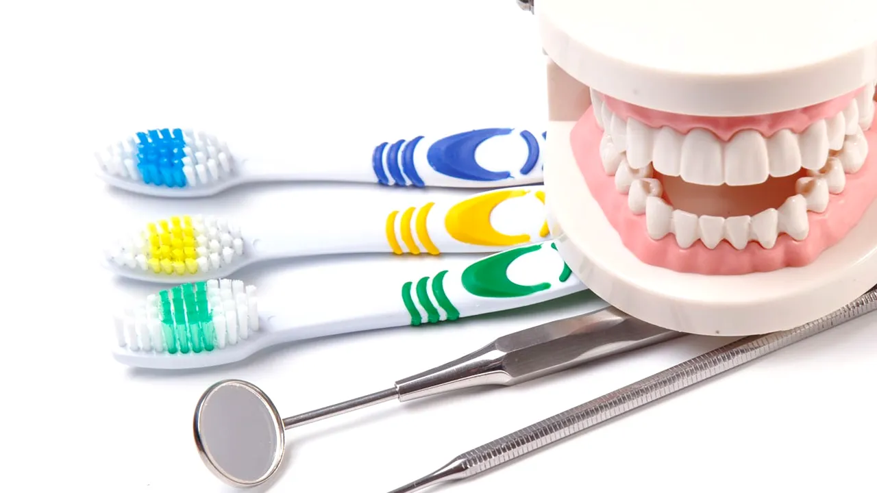 (P) Igiena după implant dentar - Recomandări medicale