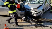 FOTO – VIDEO | Șapte persoane, între care un copil, implicate într-un accident care a avut loc în județul Bistrița-Năsăud. O femeie a ajuns la spital